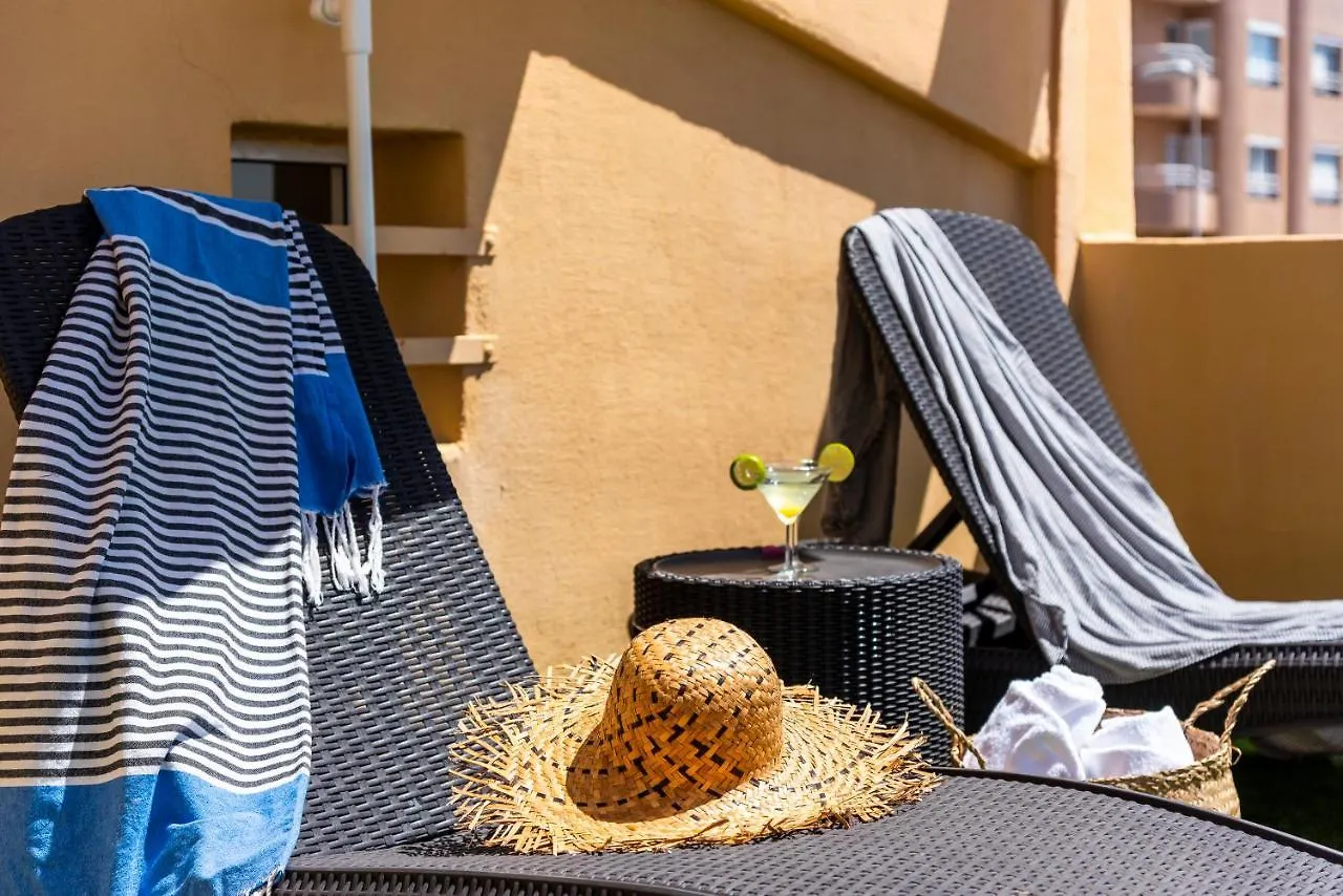 Beachfront Triplex With Swimming Pool & Parking Radazul Spanien